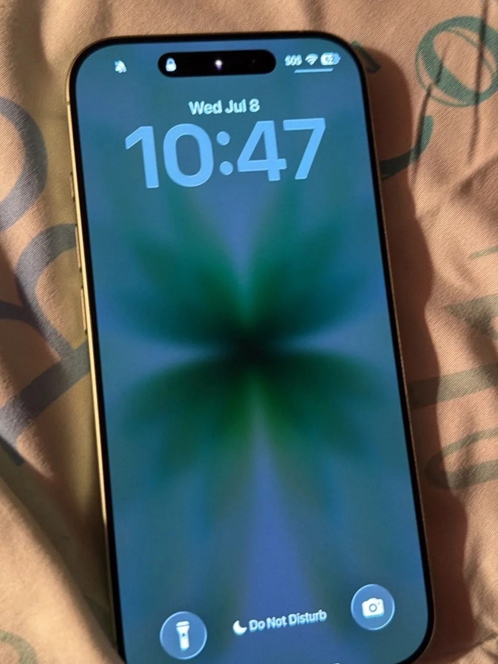 Apple iPhone 17 - Green- Unbranded (Visible Display)
